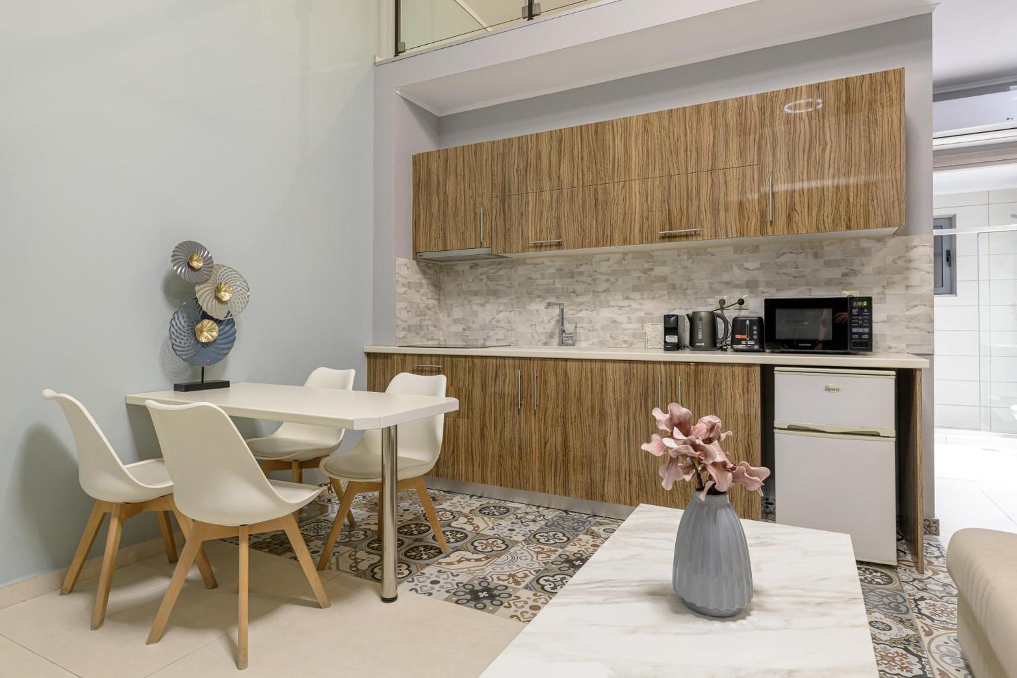 Pearl Luxury Living Apartment ลากานาส ภายนอก รูปภาพ