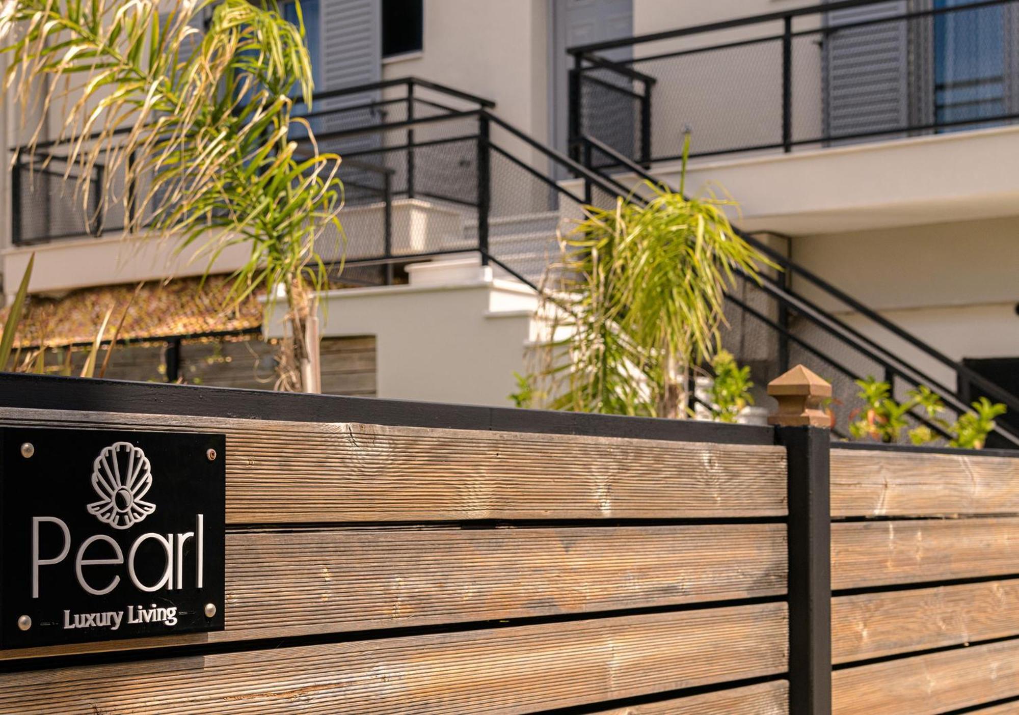 Pearl Luxury Living Apartment ลากานาส ภายนอก รูปภาพ